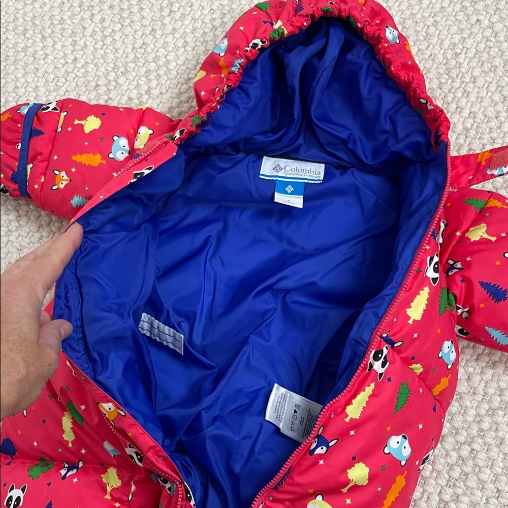 Columbia pink down puffer Snowsuit with Fun animal Print size 6 months - Picture 7 of 12